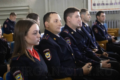 � ������� �������� 100-����� ������ ���������� �������������� �������