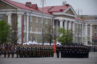 ������ ��������� 80-����� �� ��� ������ � ������� ������������� ����� 