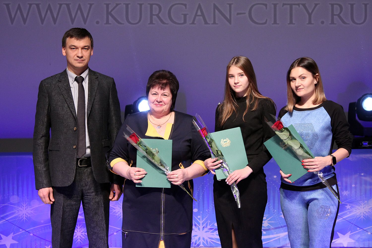 Спортивный курган. Курган спортивный институт.