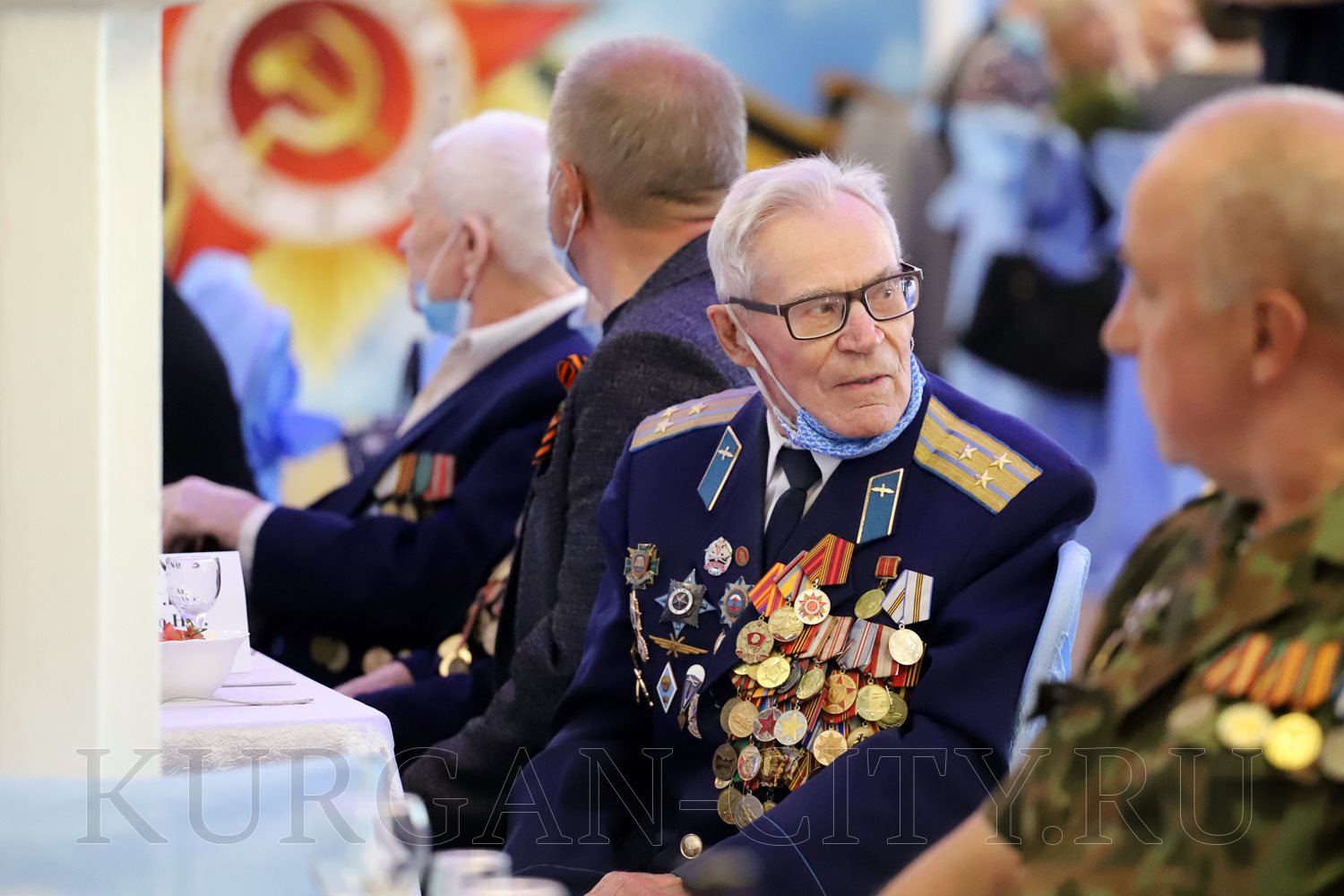 чествование ветерана труда. чествование ветеранов. чествование ветерана труда. новые шимкусы. работа с ветеранами педагогического труда в профсоюзе.