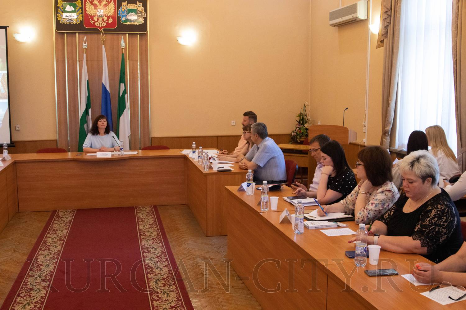 ситникова елена вячеславовна глава города кургана. новости кургана про ситникову. премия главы ачинска 2022. ситникова курган департамент. новости кургана про ситникову.