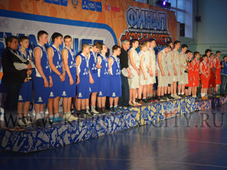 ���-������