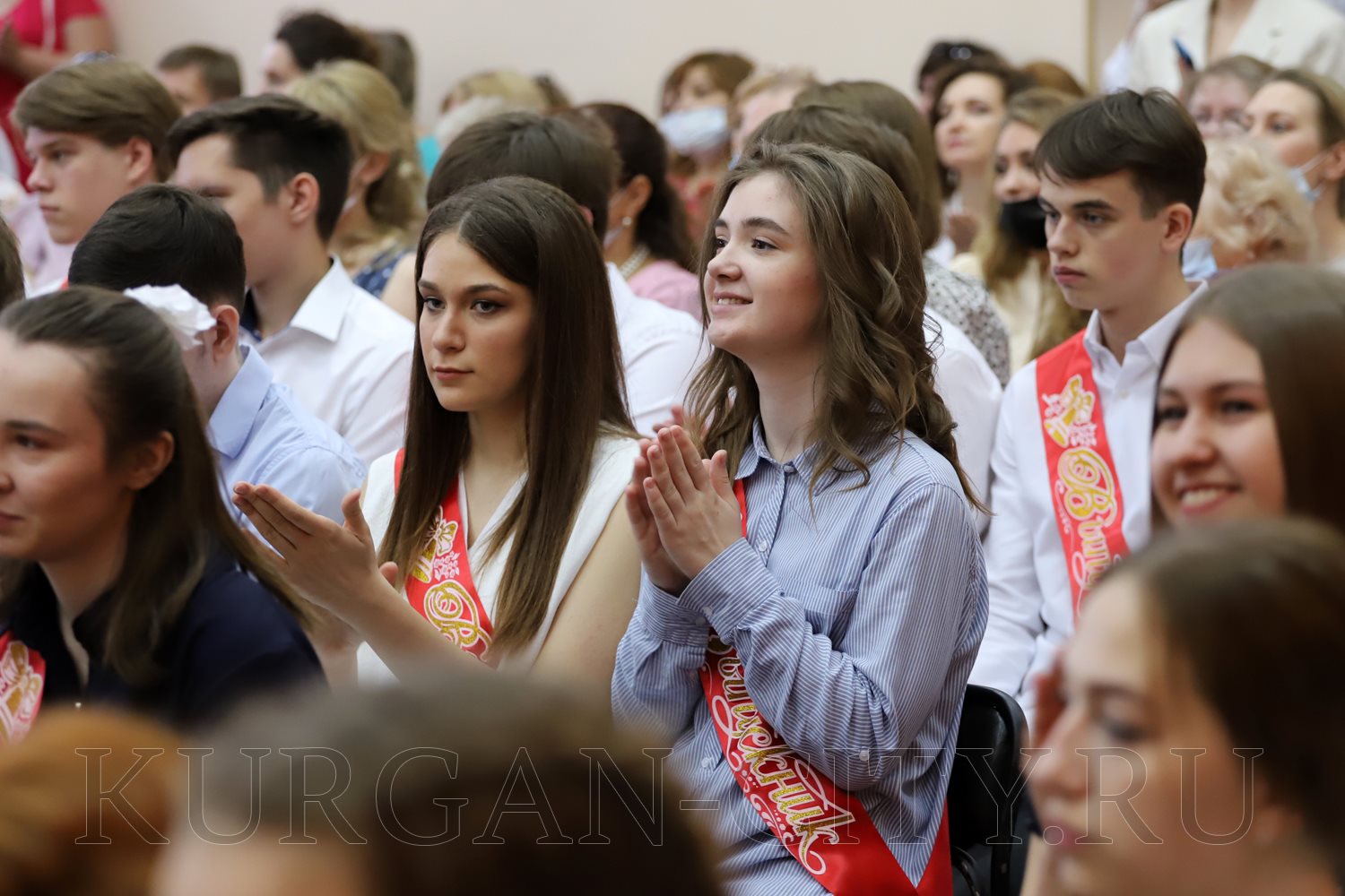 начальная военная подготовка в школе 2022. 38 школа курган внутри. школа 24 курган. морозы курган. школа 8 курган.