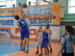 ���-������